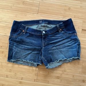 Gap Maternity Jean Shorts Size 4 / 27